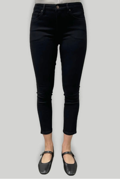 Cooper Skinny Mid Rise Sculpt+
Jet Black