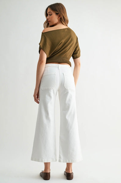 Genoa Slant Pocket Crop