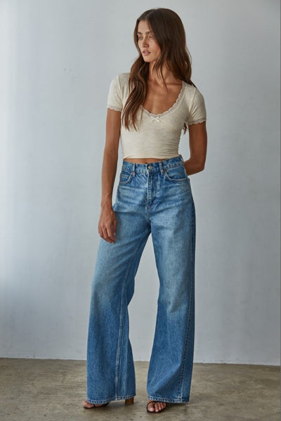 Love Knot Jacquard Lace Trim Top
